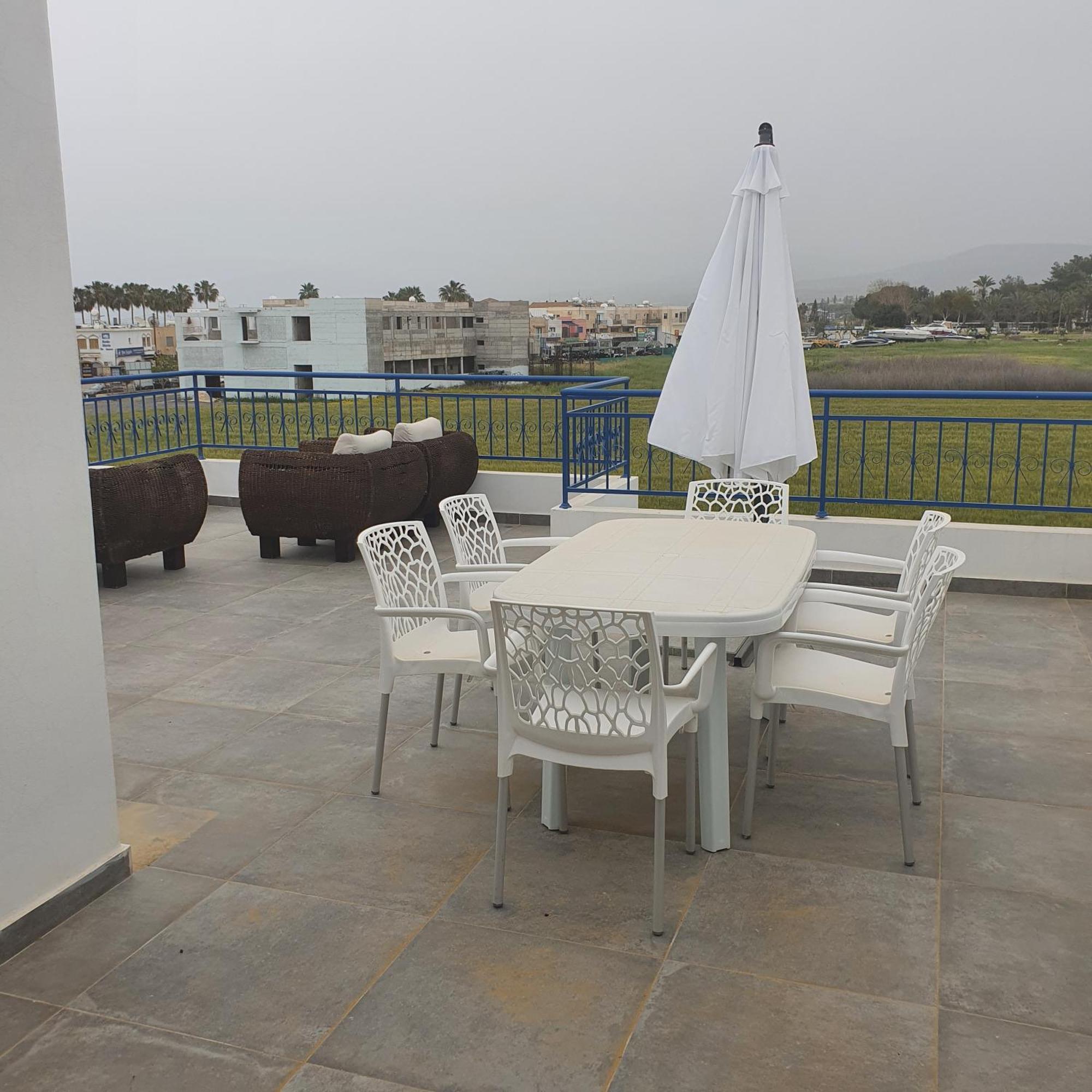 לאצ'י G&E Harbour Apartments מראה חיצוני תמונה