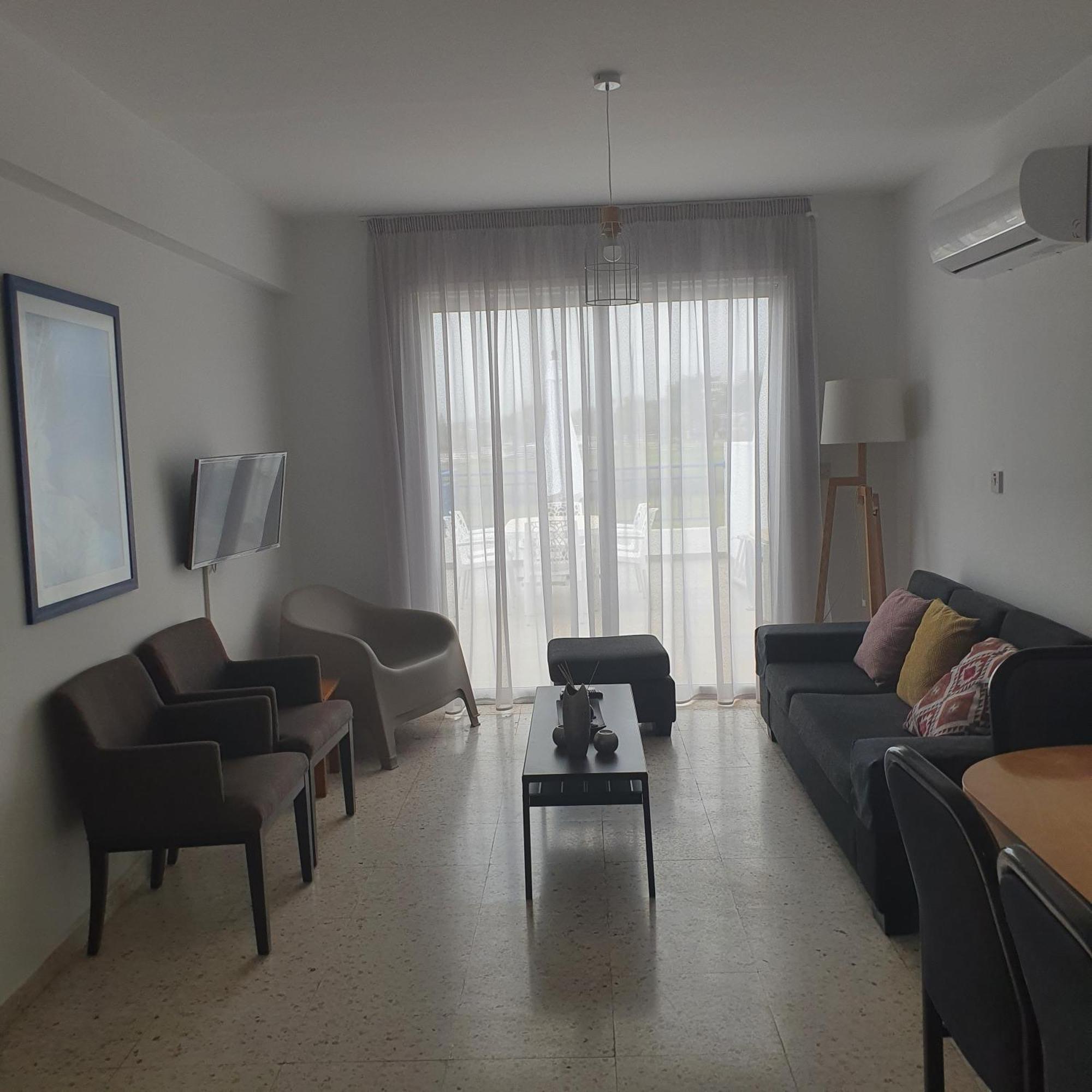 לאצ'י G&E Harbour Apartments מראה חיצוני תמונה