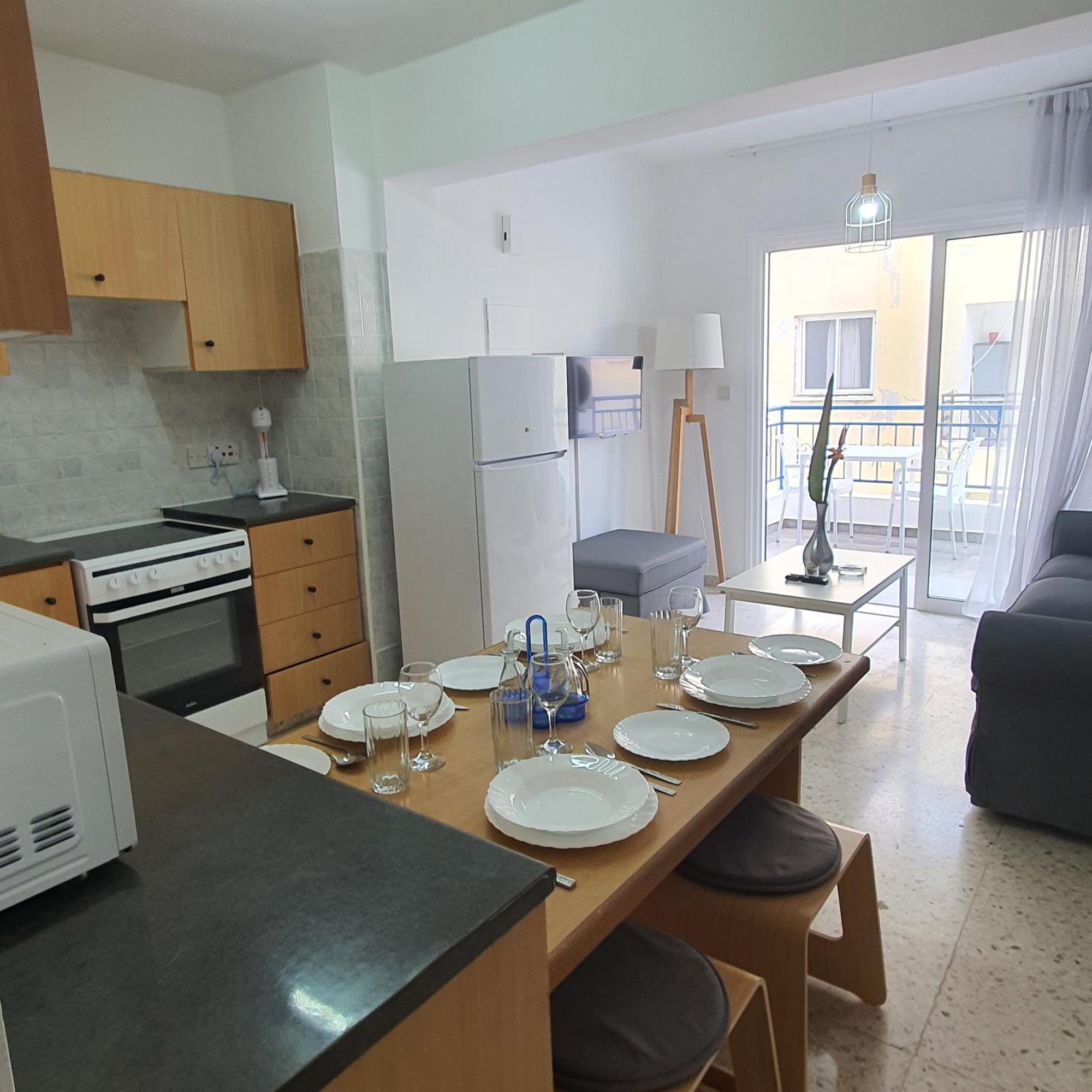 לאצ'י G&E Harbour Apartments מראה חיצוני תמונה