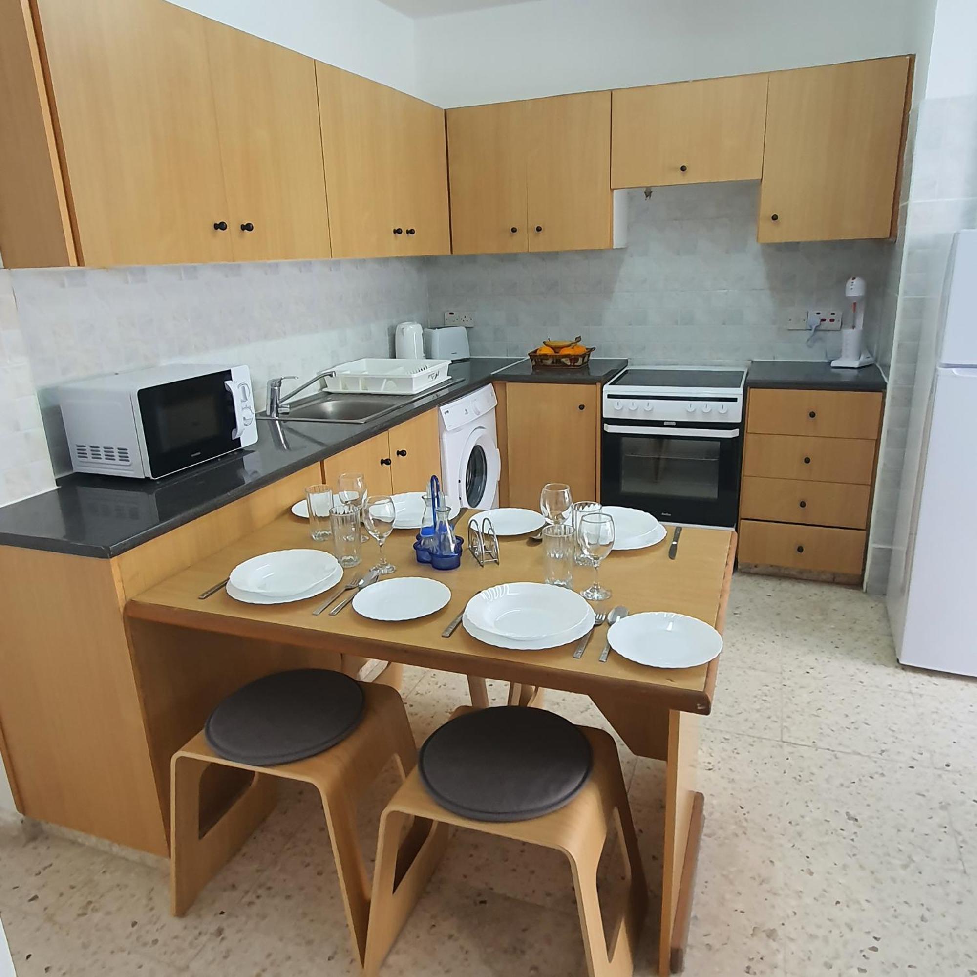 לאצ'י G&E Harbour Apartments מראה חיצוני תמונה